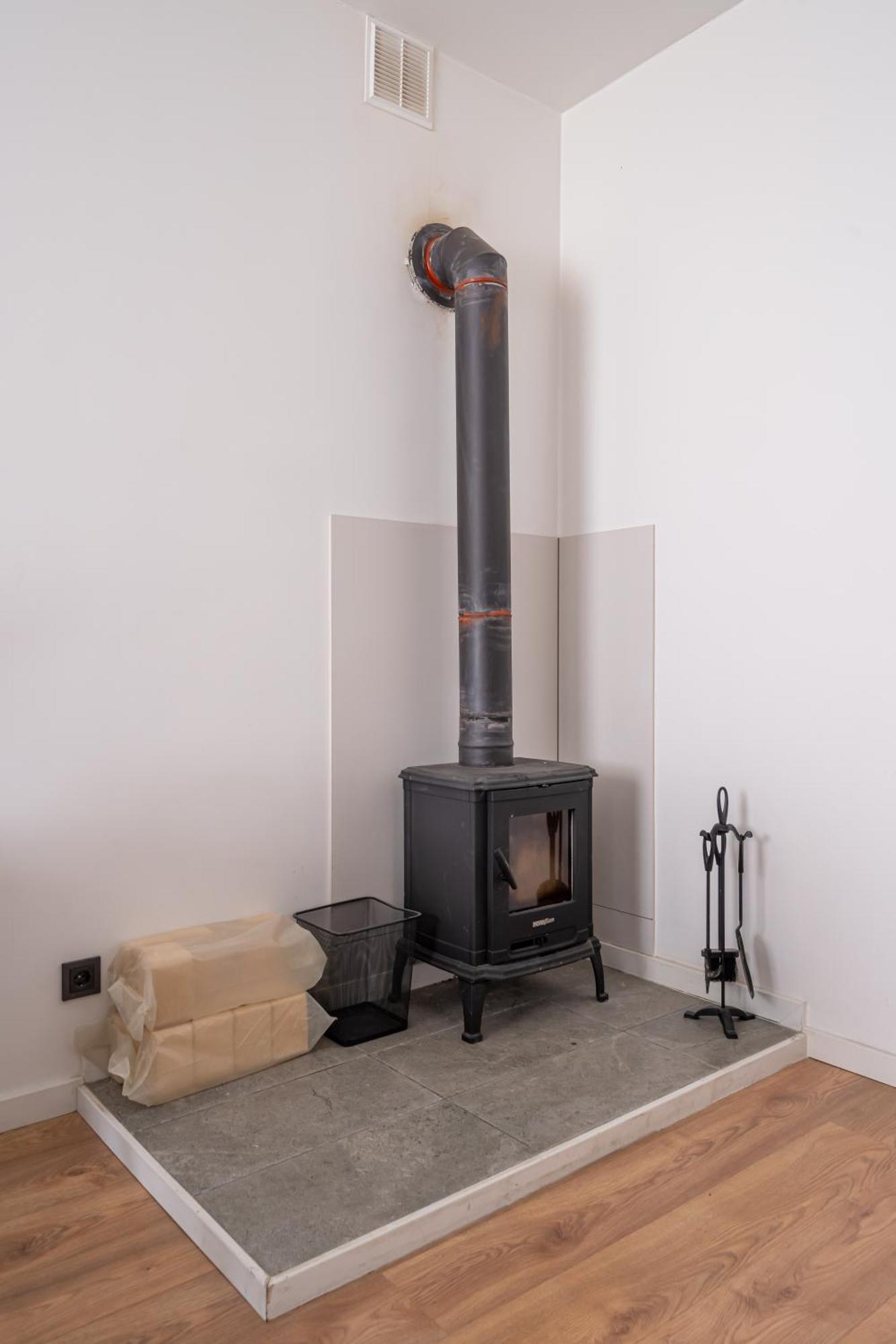 Lienes Iela Gem 1Br Apartment With Fireplace In Historic Unesco Center Riga Buitenkant foto