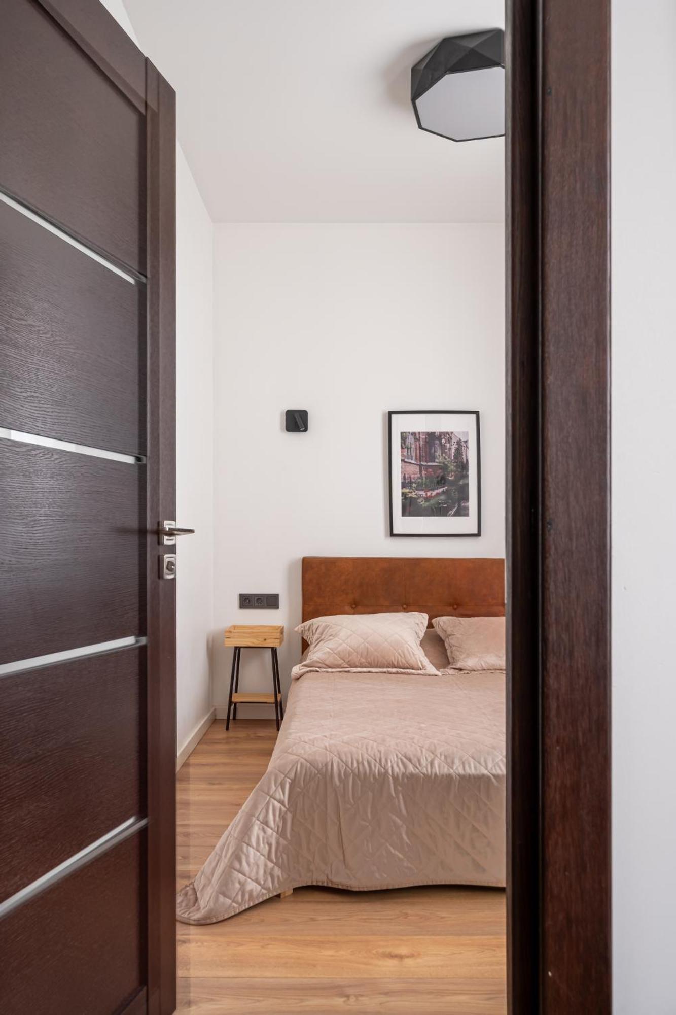 Lienes Iela Gem 1Br Apartment With Fireplace In Historic Unesco Center Riga Buitenkant foto